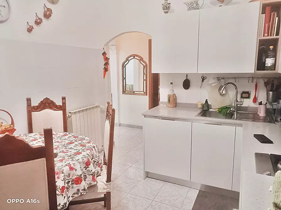 Immagine 2 di Appartamento in vendita  in Via Venezia a Genova