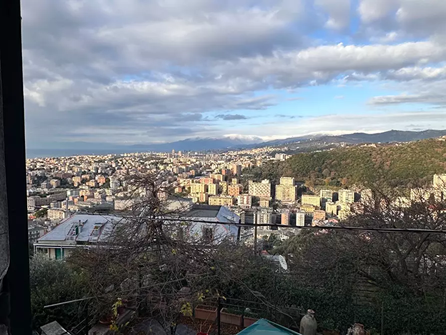 Immagine 2 di Casa semindipendente in vendita  in Via Valerio Bocciardo 29 a Genova