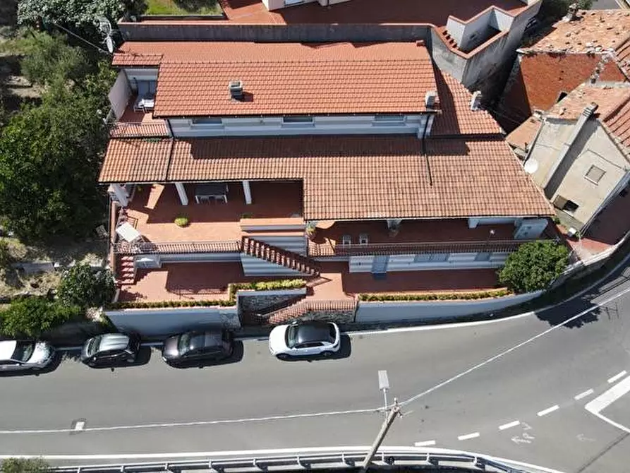 Immagine 11 di Casa semindipendente in vendita  in Via Umberto Maddalena 30 a Beverino