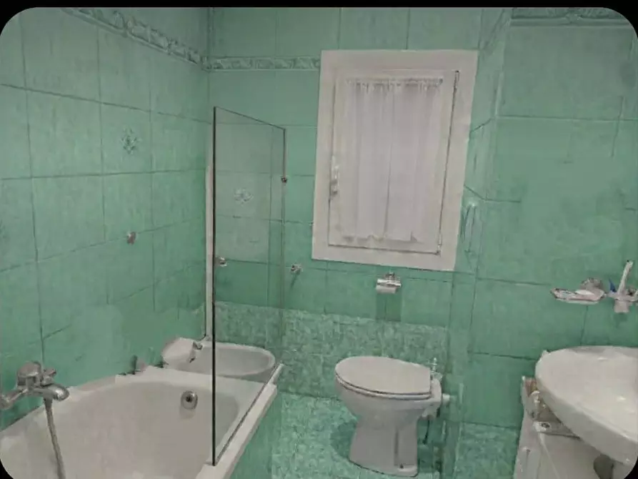 Immagine 5 di Appartamento in vendita  in via Nicolò Daste a Genova