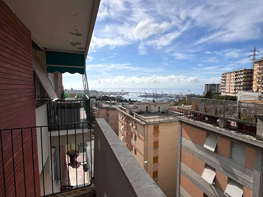 Immagine 12 di Appartamento in vendita  in Via Ferrara 255 a Genova