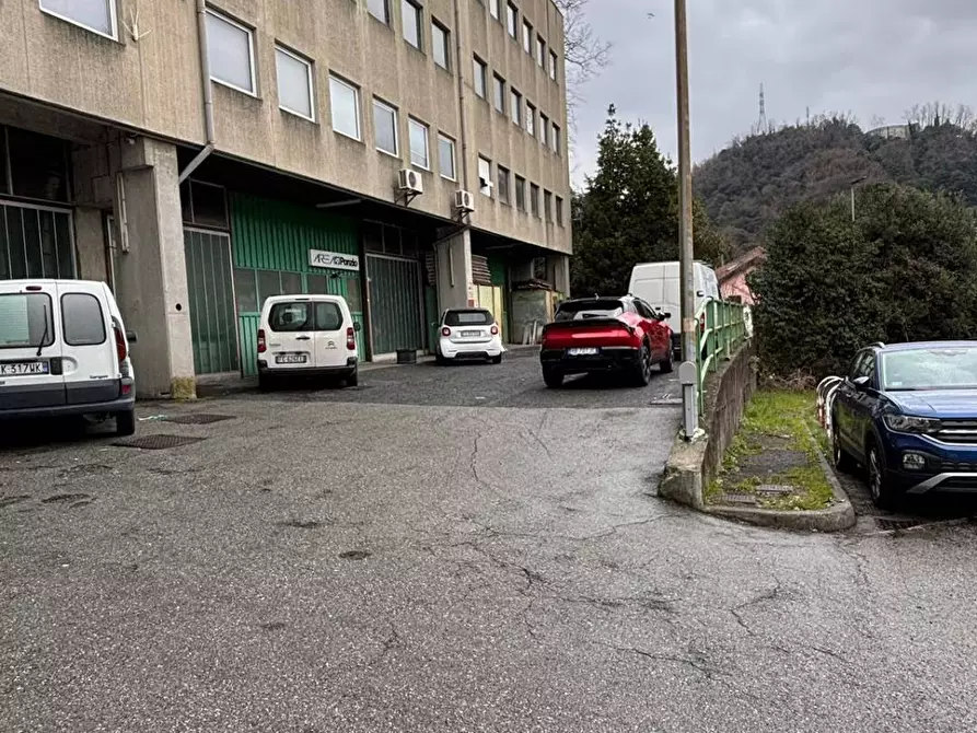 Immagine 1 di Capannone industriale in affitto  in Via Albisola a Genova