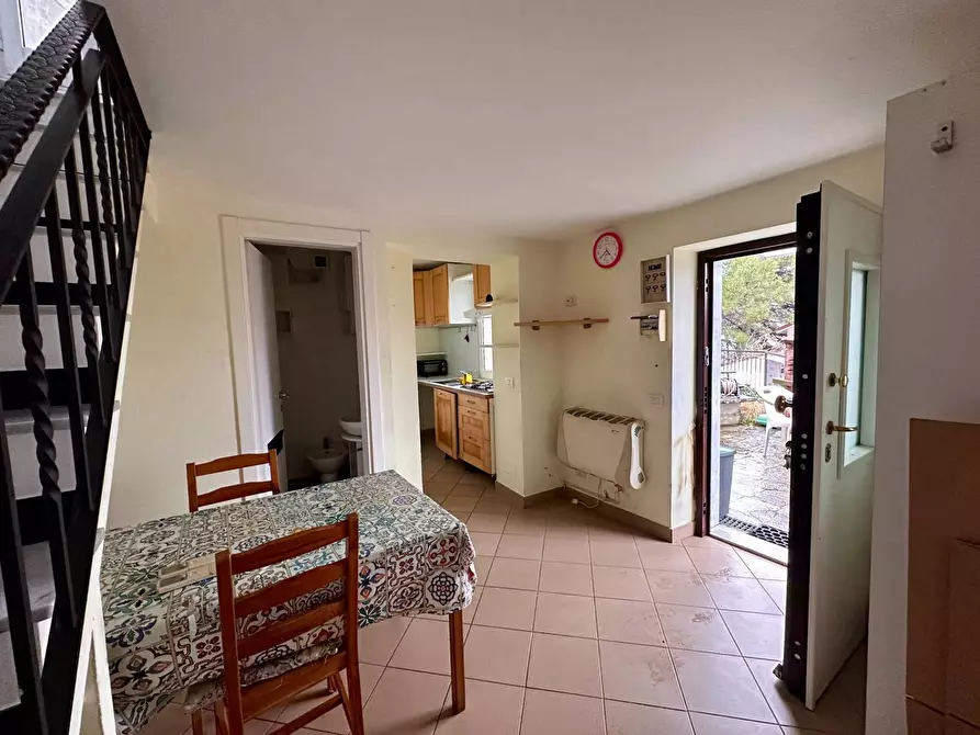 Immagine 13 di Casa indipendente in affitto  in Via Caiero a Genova