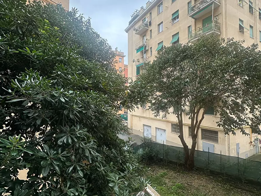 Immagine 12 di Appartamento in affitto  in Via Monte Zovetto 18 a Genova