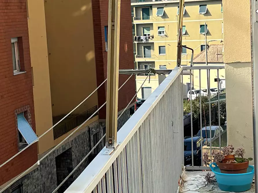 Immagine 12 di Appartamento in vendita  in Via Degli Oleandri 14 a Genova