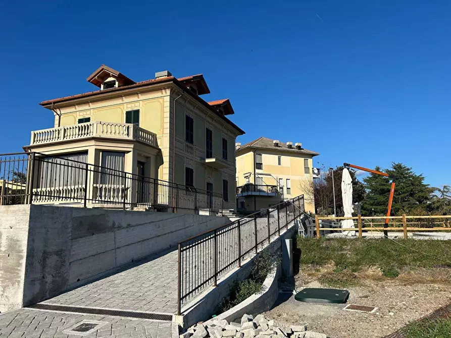 Immagine 11 di Appartamento in vendita  in Via Costa Favareto 4 a Crocefieschi