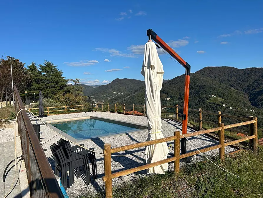 Immagine 12 di Appartamento in vendita  in Via Costa Favareto 4 a Crocefieschi