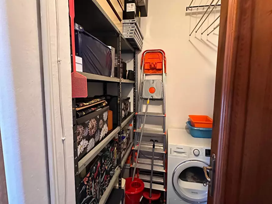 Immagine 12 di Appartamento in vendita  in Via Milano 40 a Genova