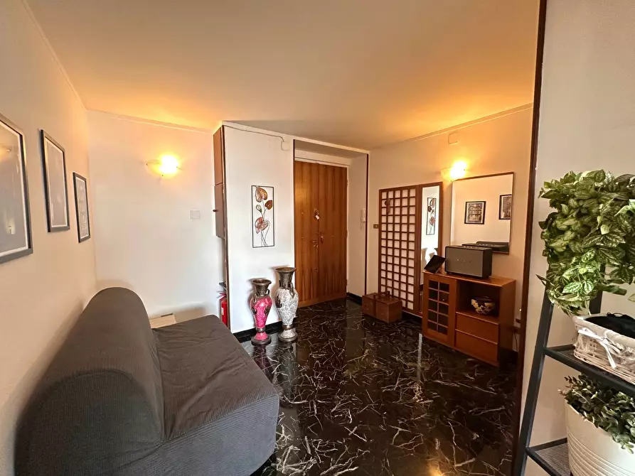 Immagine 22 di Appartamento in vendita  in Via Milano 40 a Genova