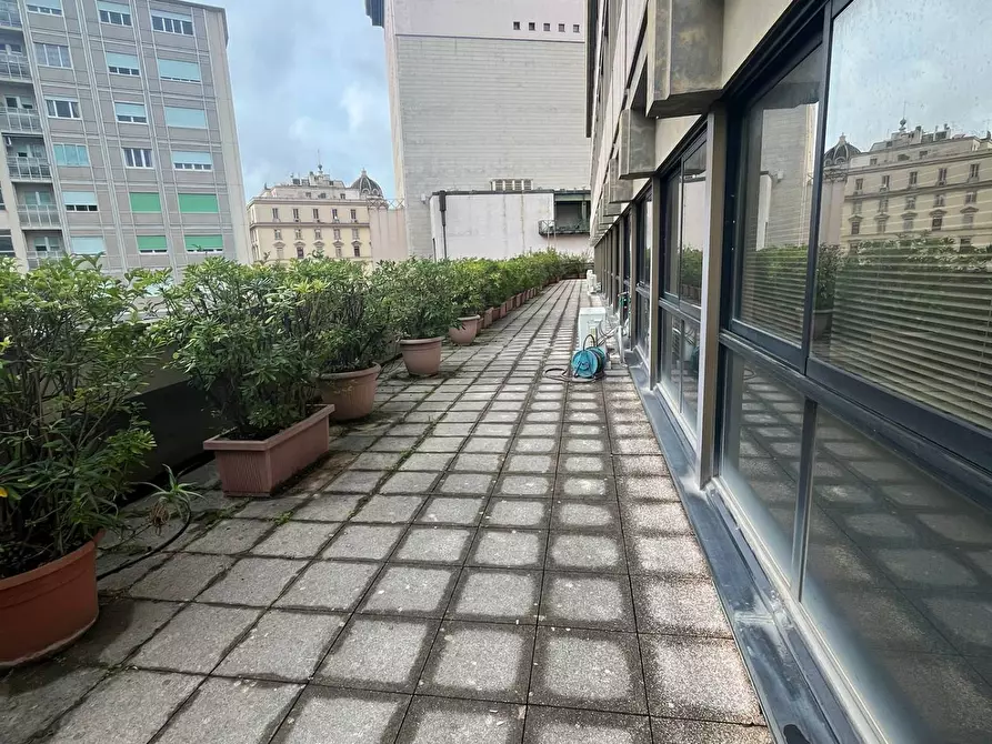Immagine 1 di Ufficio in affitto  in Piazza Piccapietra 9 a Genova