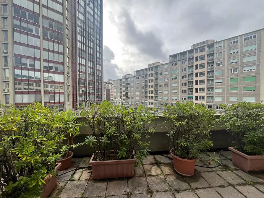 Immagine 3 di Ufficio in affitto  in Piazza Piccapietra 9 a Genova