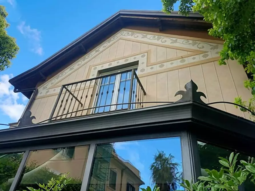 Immagine 54 di Villa in vendita  in Via Sforza a Genova