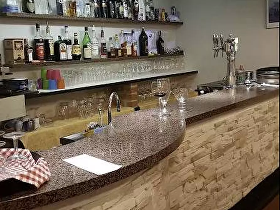 Immagine 3 di Locale commerciale in vendita  in Via Marco Sala 14R a Genova