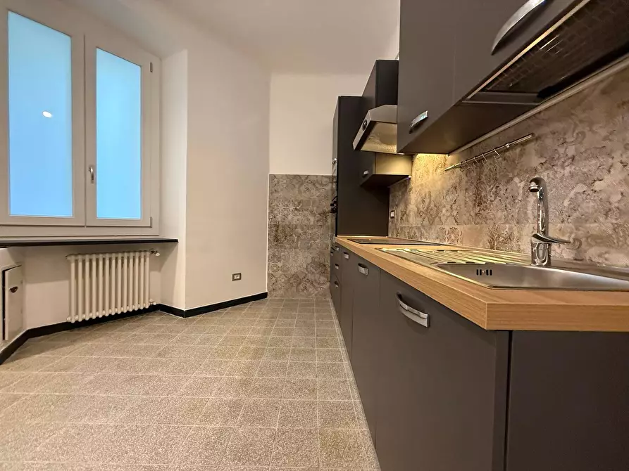 Immagine 13 di Appartamento in vendita  in Via Felice Romani 12 a Genova