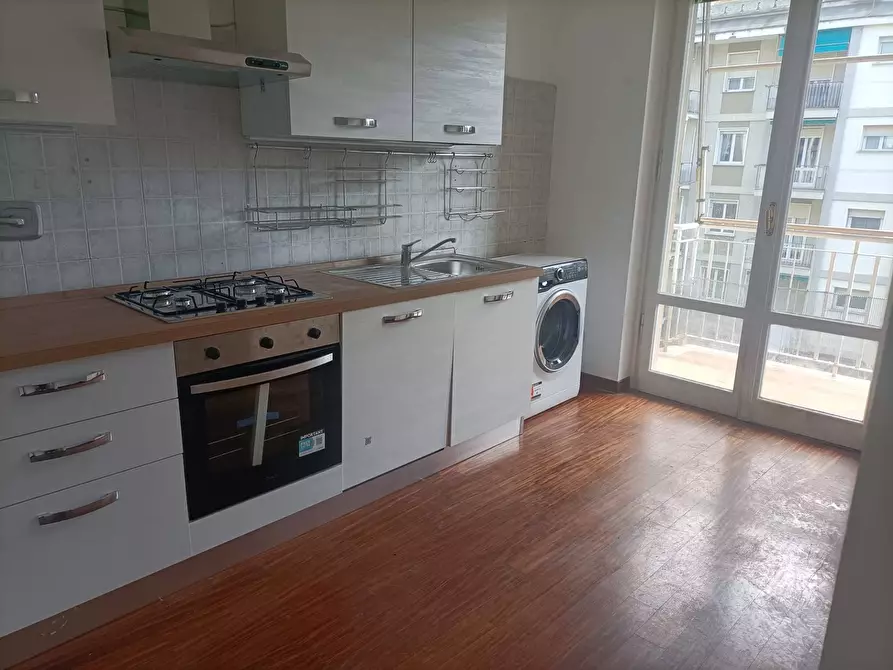 Immagine 14 di Appartamento in affitto  in via liri a Genova