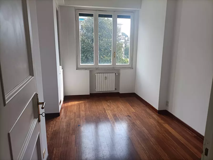 Immagine 1 di Appartamento in affitto  in via liri a Genova