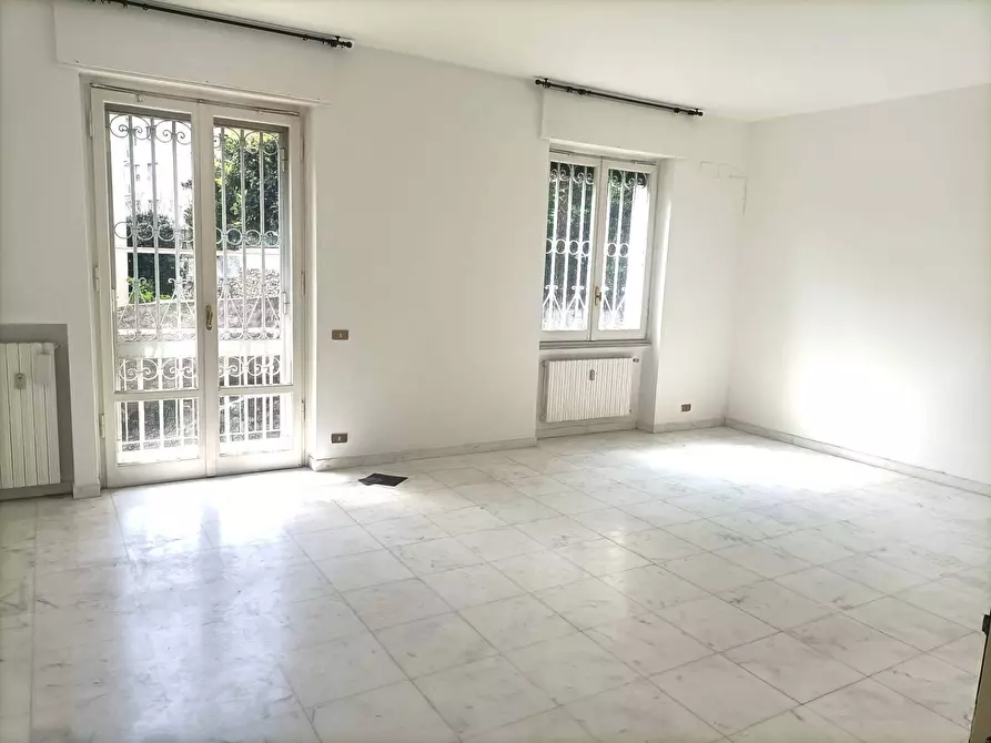 Immagine 2 di Appartamento in affitto  in via liri a Genova