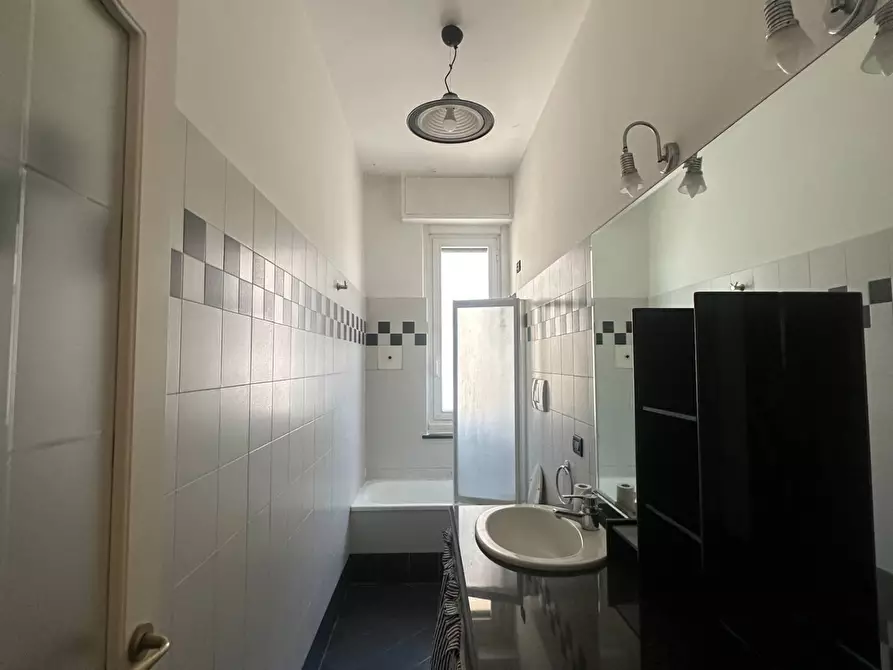 Immagine 13 di Appartamento in vendita  in VIA RAVASCO 1 a Genova