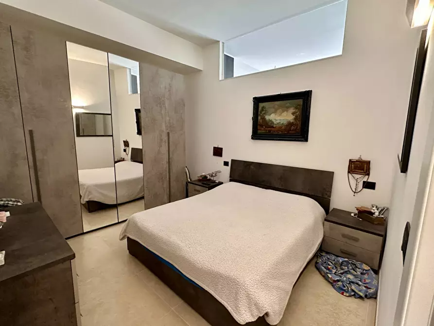 Immagine 10 di Appartamento in vendita  in Corso Italia 15 a Genova