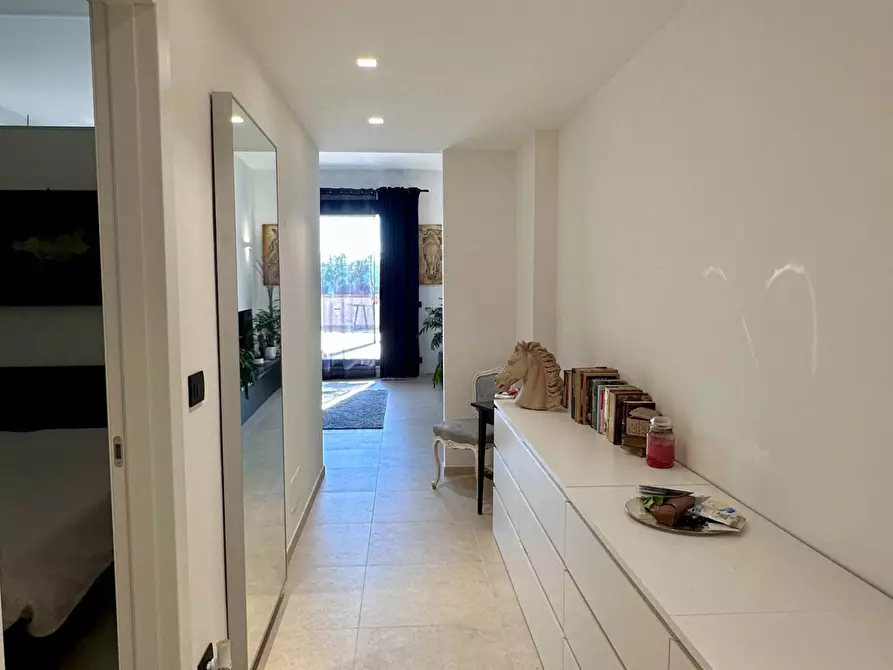 Immagine 16 di Appartamento in vendita  in Corso Italia 15 a Genova