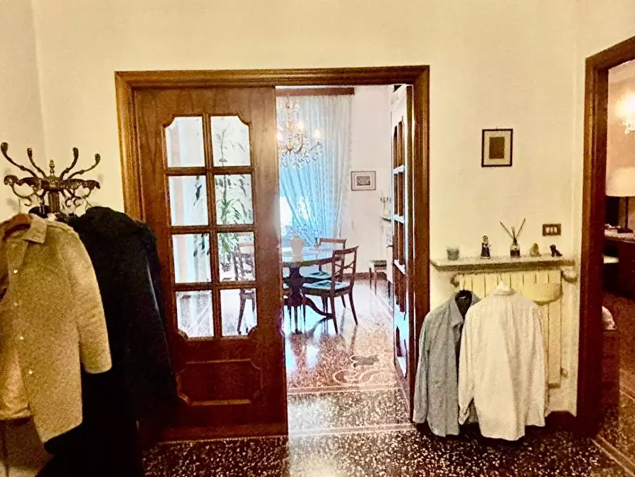 Immagine 3 di Appartamento in vendita  in Via Antonio Cantore 21 a Genova