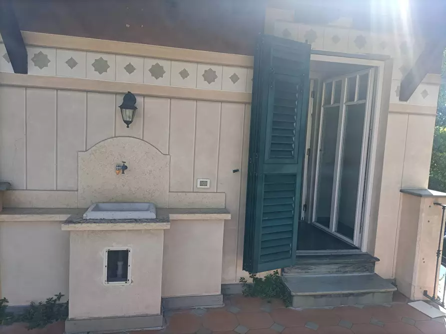 Immagine 53 di Villa in vendita  in Via Sforza a Genova