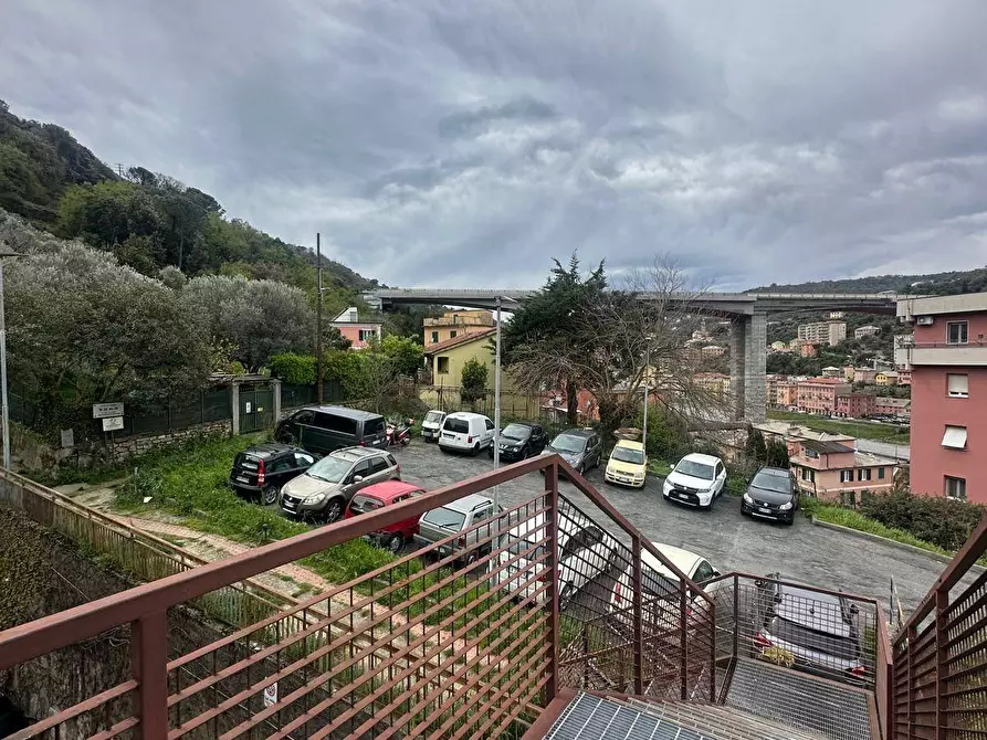 Immagine 8 di Magazzino   in Passo Ponte Carrega 62 a Genova