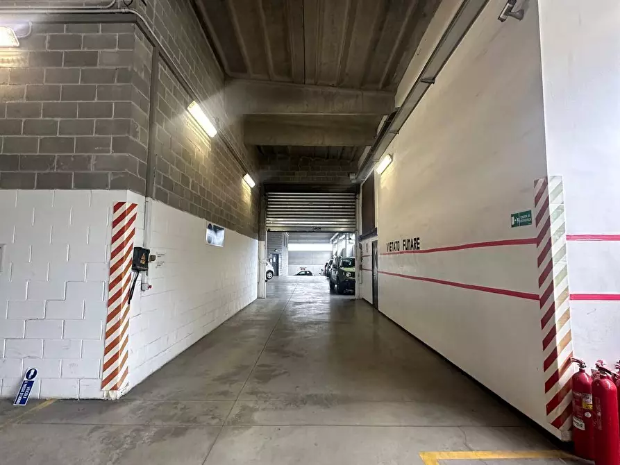 Immagine 19 di Magazzino   in Passo Ponte Carrega 62 a Genova