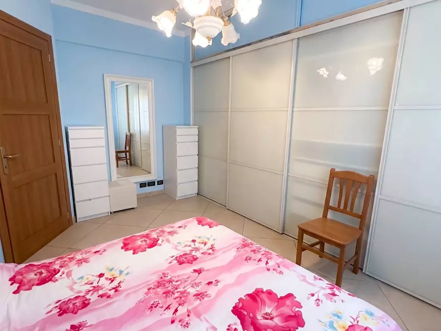 Immagine 9 di Appartamento in vendita  in Piazza De Marini 3 a Genova