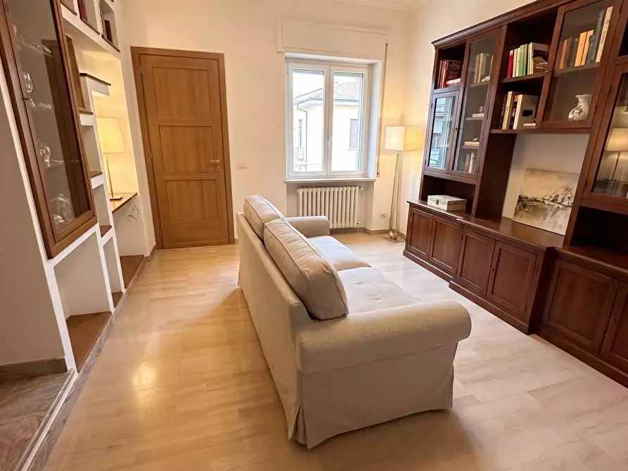 Immagine 20 di Appartamento in vendita  in Piazza De Marini 3 a Genova