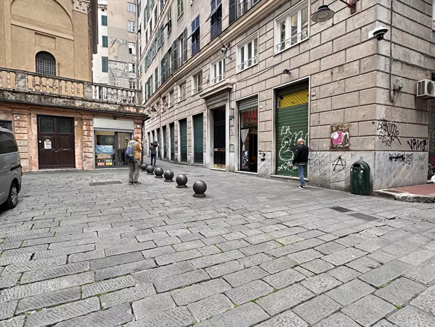 Immagine 22 di Appartamento in vendita  in Piazza De Marini 3 a Genova