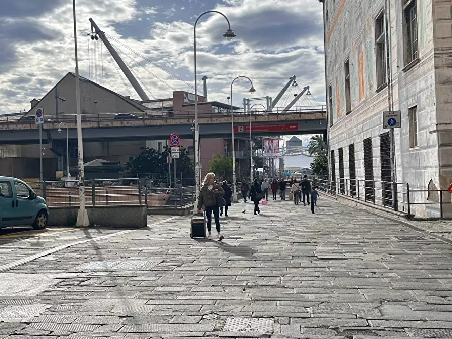 Immagine 23 di Appartamento in vendita  in Piazza De Marini 3 a Genova