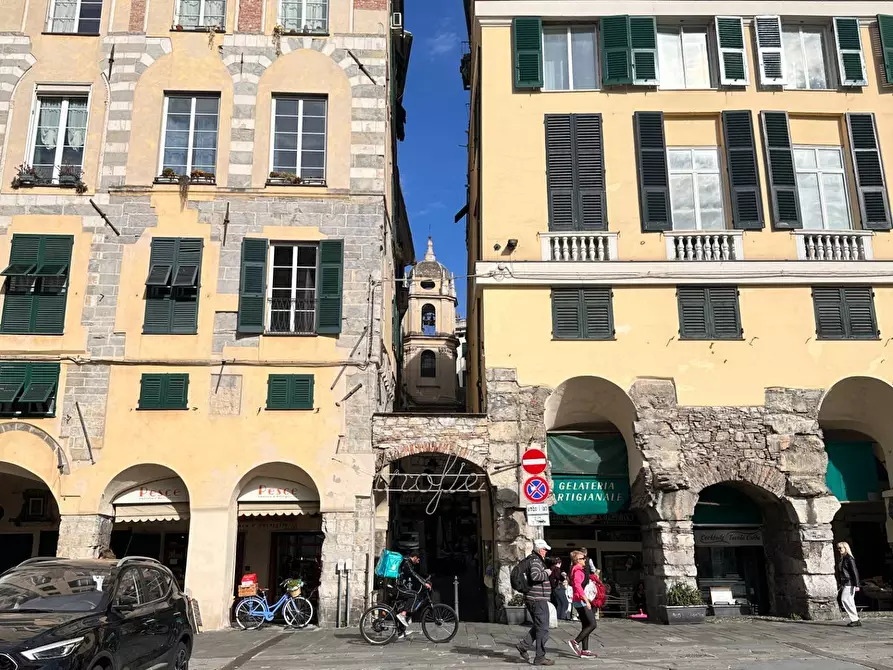 Immagine 27 di Appartamento in vendita  in Piazza De Marini 3 a Genova