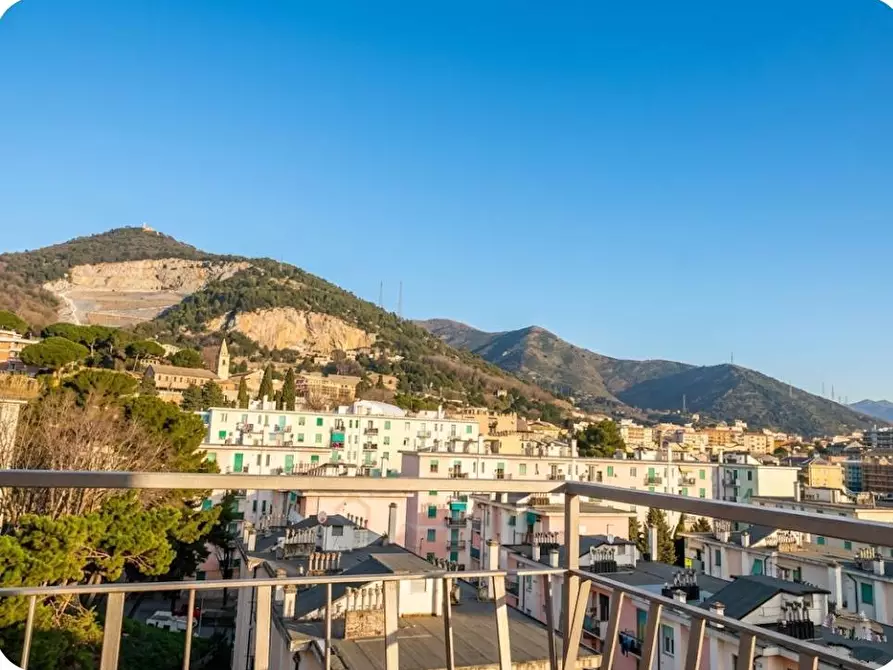 Immagine 2 di Appartamento in vendita  in Via San Giovanni Battista 22 a Genova