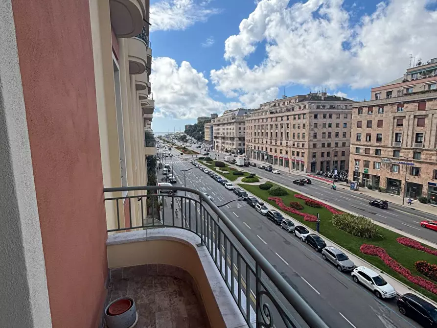 Immagine 17 di Appartamento in vendita  in foce 4 a Genova