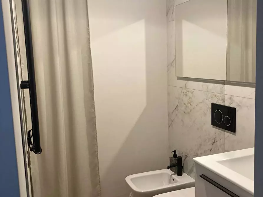 Immagine 30 di Appartamento in vendita  in foce 4 a Genova
