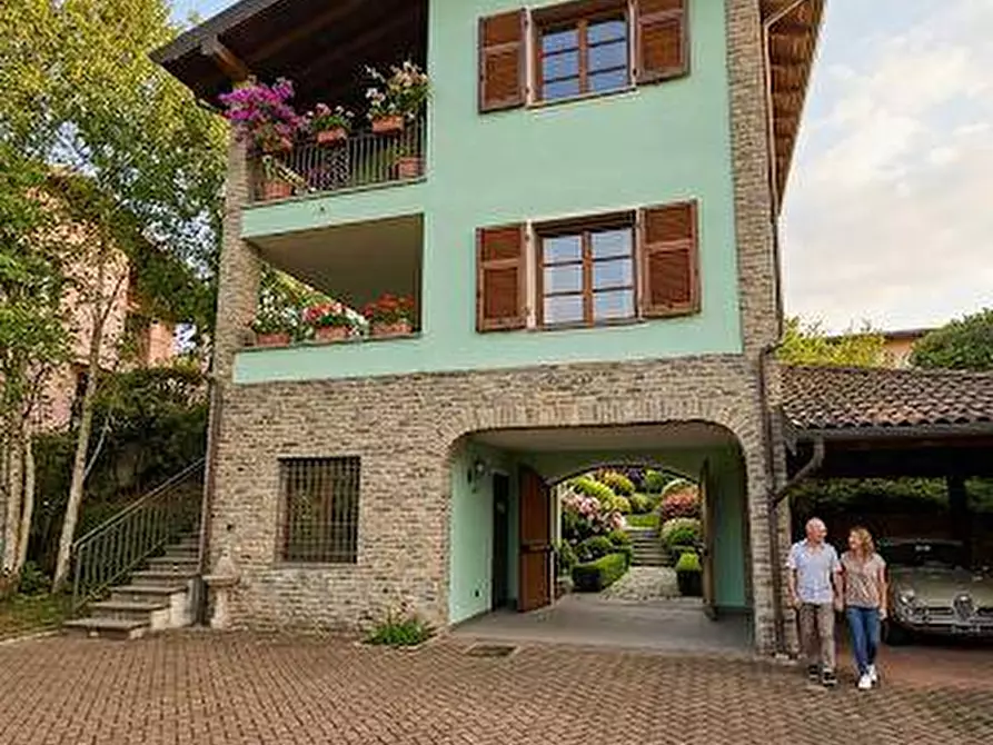 Immagine 27 di Villa in vendita  in Frazione monterotondo località fossato superiore 90 a Gavi