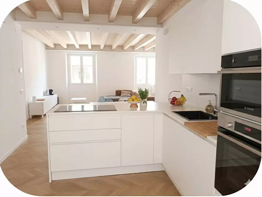 Immagine 5 di Appartamento in vendita  in Via Fiumara a Genova