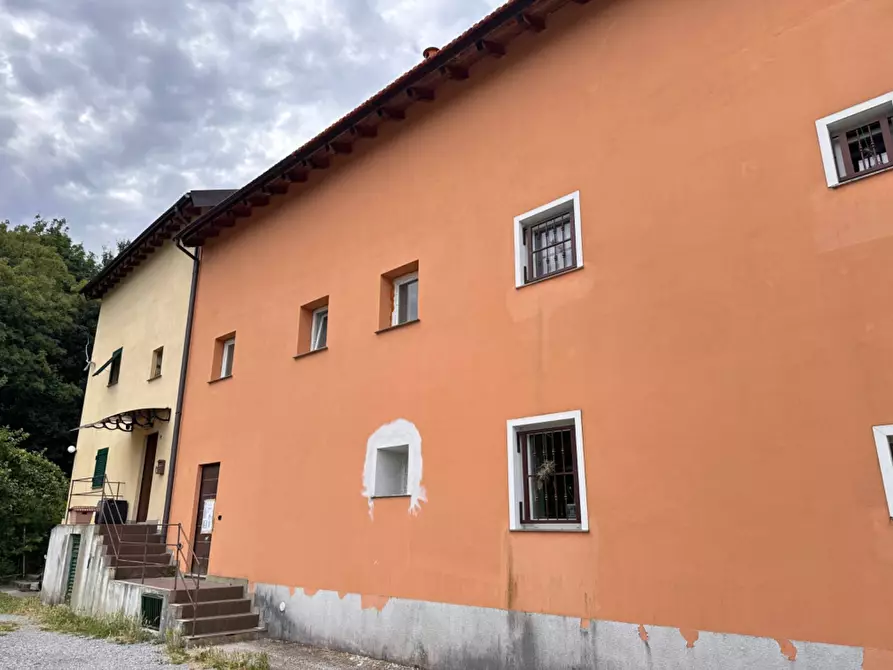 Immagine 20 di Casa semindipendente in vendita  in Via Casanova a Crocefieschi