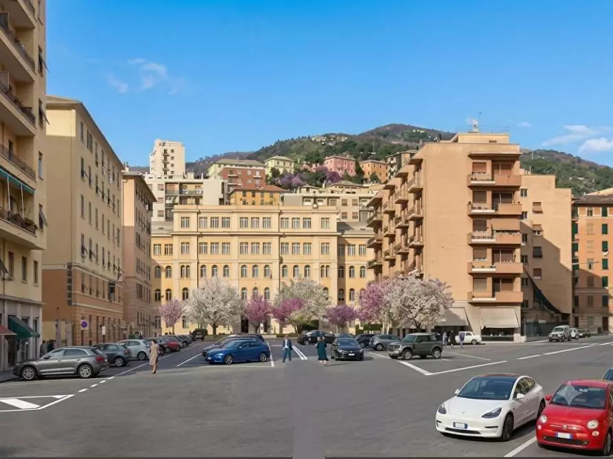 Immagine 1 di Appartamento in vendita  in Corso de Stefanis a Genova