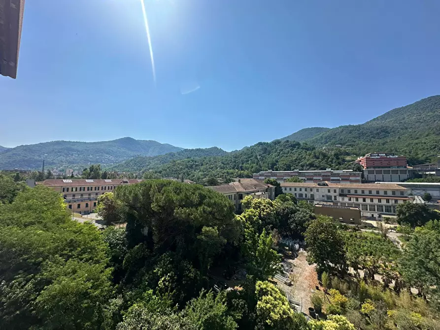Immagine 3 di Appartamento in vendita  in Via lucarno 41 a Genova