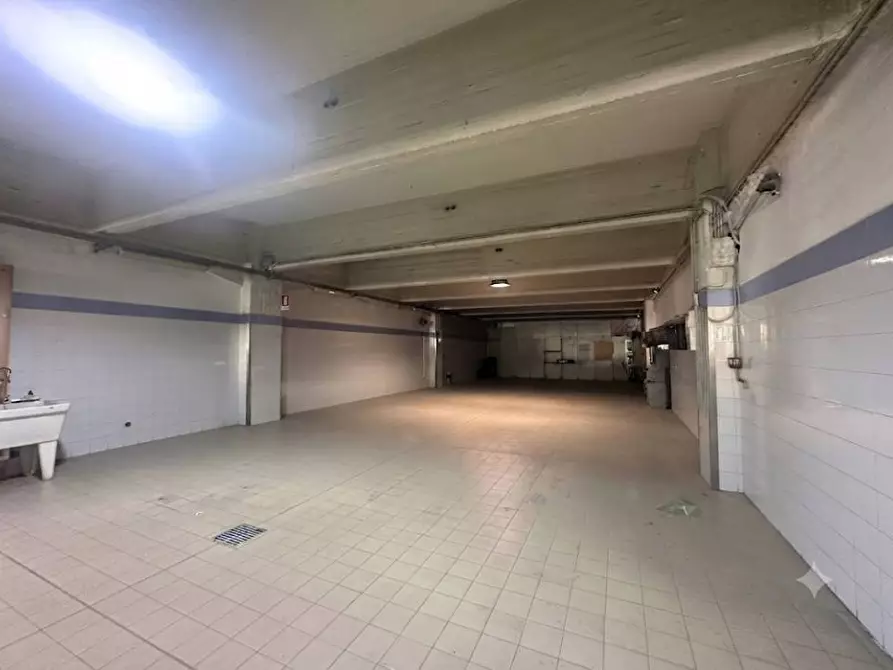 Immagine 3 di Capannone industriale in vendita  in Via Adamoli 271 a Genova