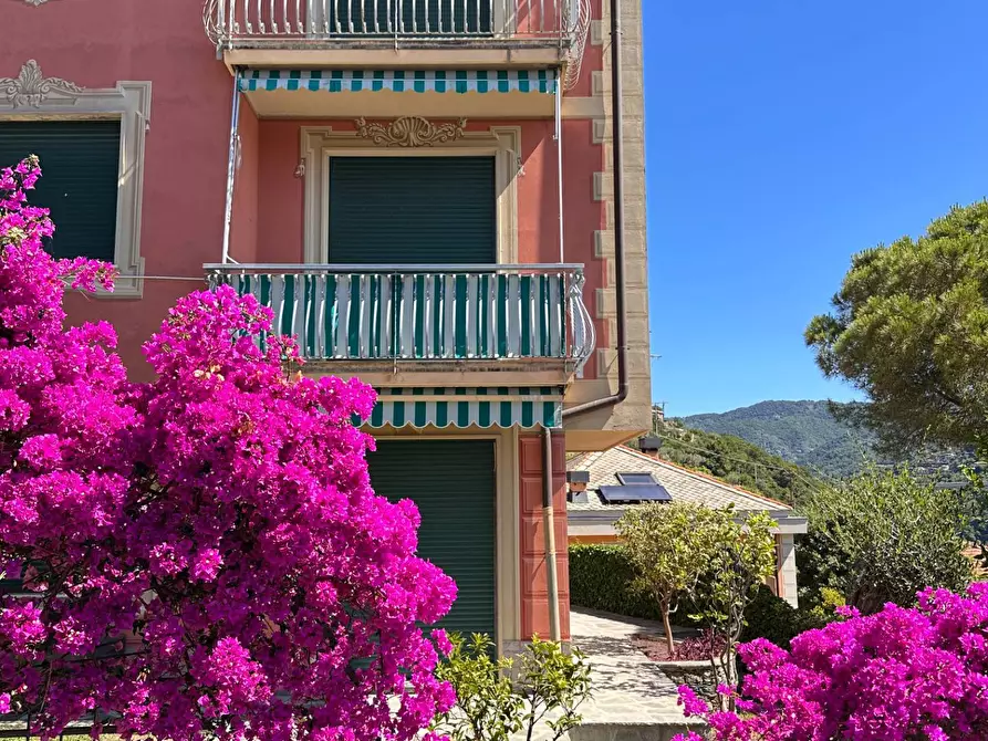 Immagine 1 di Appartamento in vendita  in Privata Gilberto Govi 1 a Recco