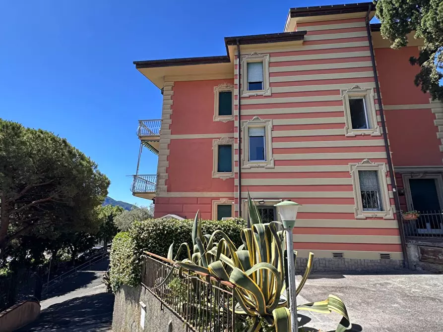 Immagine 2 di Appartamento in vendita  in Privata Gilberto Govi 1 a Recco