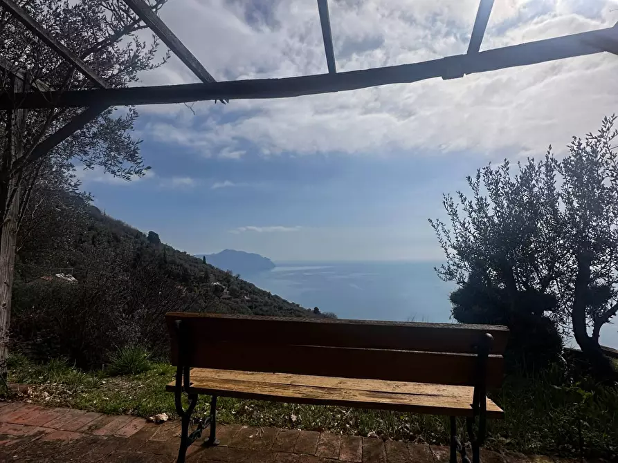 Immagine 17 di Villa in vendita  in Via Costa Di Cantalupo 21 a Genova