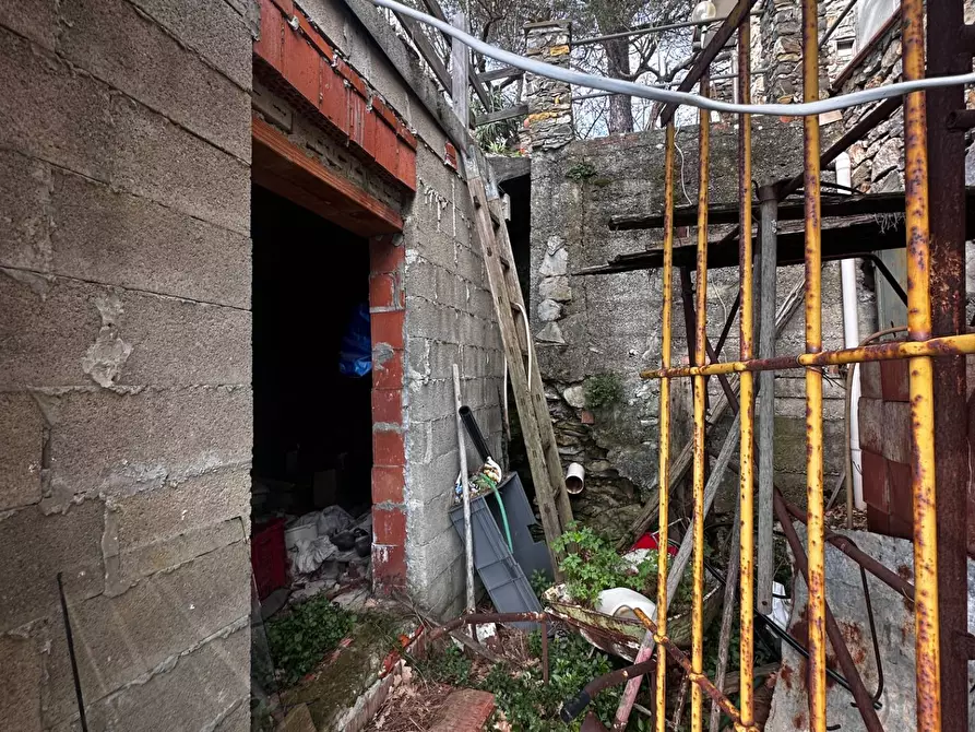 Immagine 26 di Villa in vendita  in Via Costa Di Cantalupo 21 a Genova