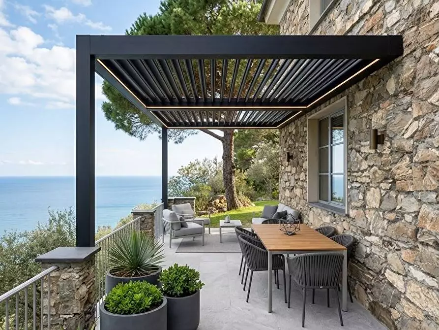 Immagine 4 di Villa in vendita  in Via Costa Di Cantalupo 21 a Genova