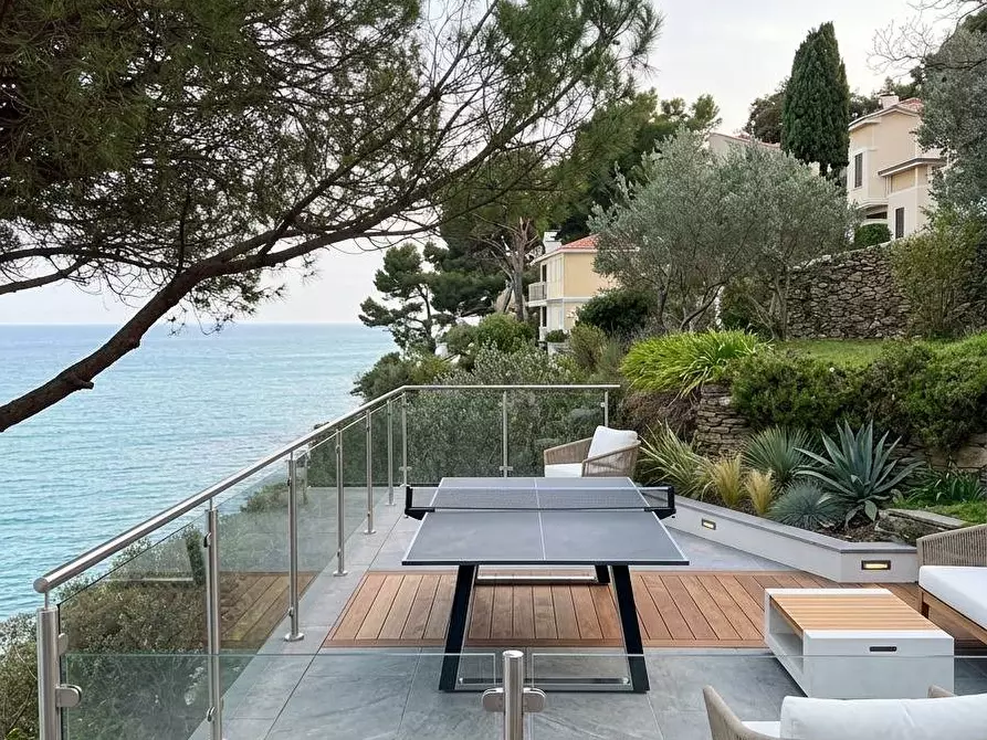Immagine 5 di Villa in vendita  in Via Costa Di Cantalupo 21 a Genova