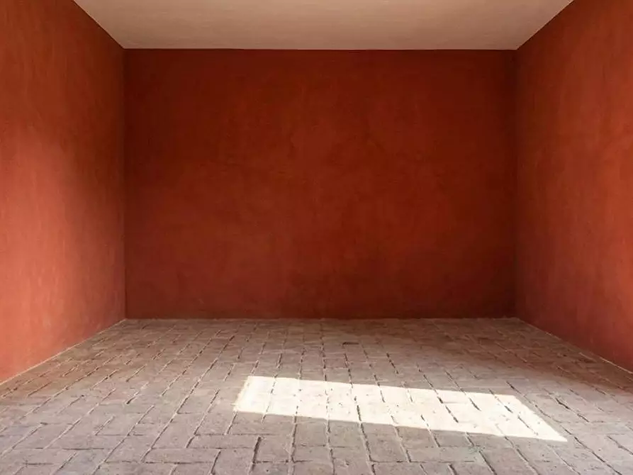 Immagine 5 di Loft/Open space in vendita  in Via Casanova 81 a Crocefieschi