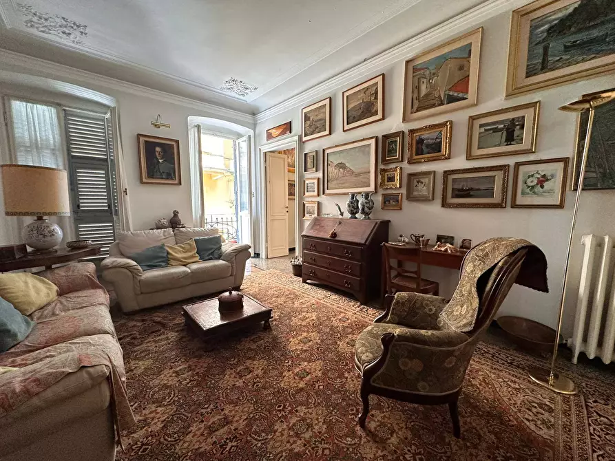 Immagine 1 di Appartamento in vendita  in Via Oberto Cancelliere 4 a Genova